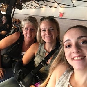 Meet your Posher, Danielle